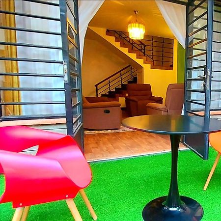 Pleasant Nest Homestay Near Jkia Airport And Sgr Station Nairobi Exteriör bild