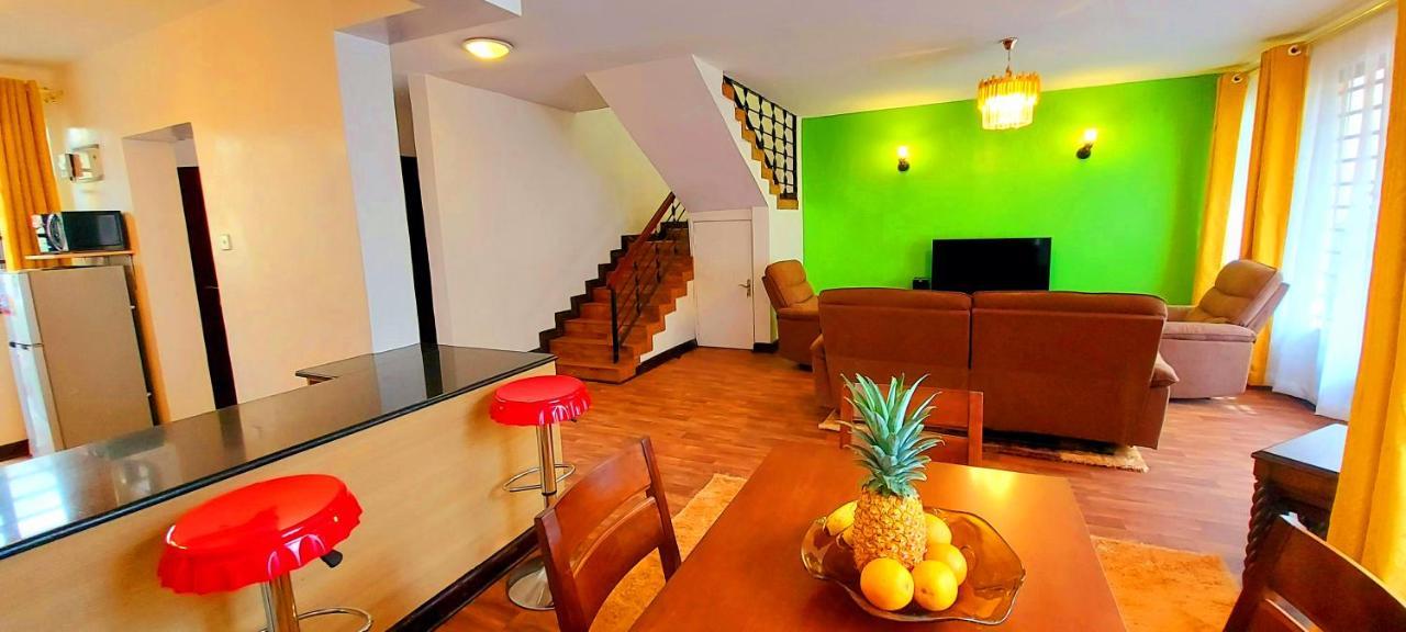 Pleasant Nest Homestay Near Jkia Airport And Sgr Station Nairobi Exteriör bild